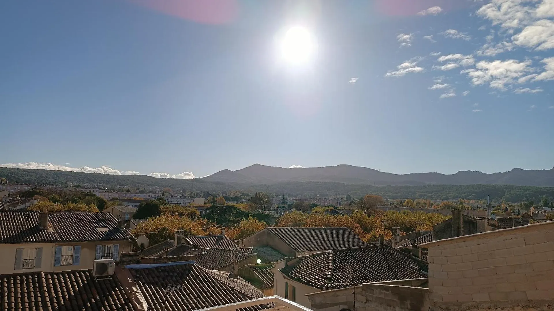 Mont Ventoux - Terrasse - Vue Degagee - Linge De Qualite - Fibre - Confort Gardanne France
